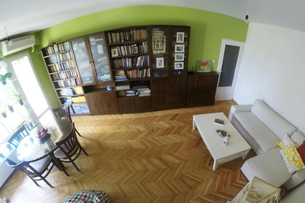 Beautiful Flat In Location By Flat Mаnager Apartment